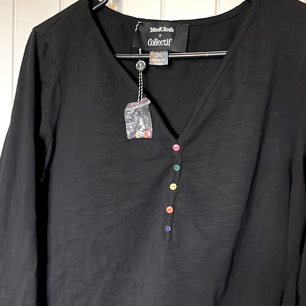 ModCloth plus size rainbow button crop top